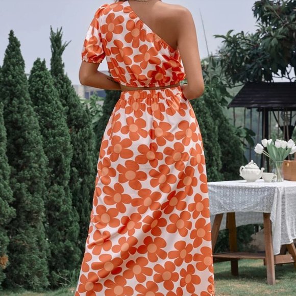 Floral Print One Shoulder Two Piece - Picture 2 of 3